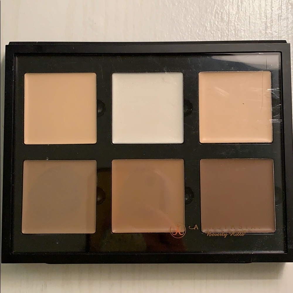 Anastasia Beverly Hills Cream Contour in Fair